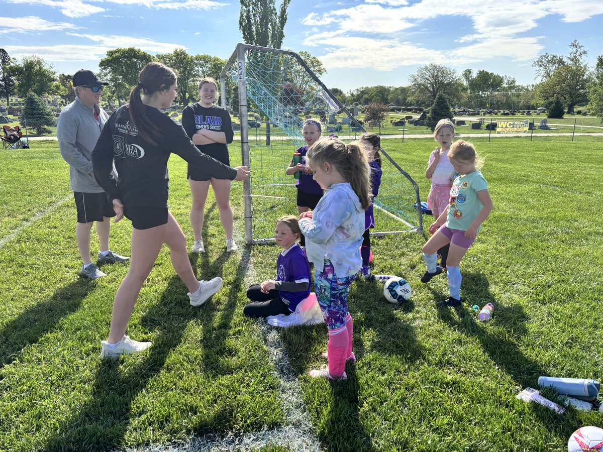 BlairLadyBears's tweet photo. What do you do the morning after winning a district title and punching your ticket to state?? 

 ☀️🎟️ ⚽️ 👧🏻 🧒🏻 💜 👊🏻 🏆 

Go cheer on the kids in your community who have been rooting for you all year long! 

It was fun kickin' it around with you this morning, @BlairSoccer ! https://t.co/SwTbrHc3zI