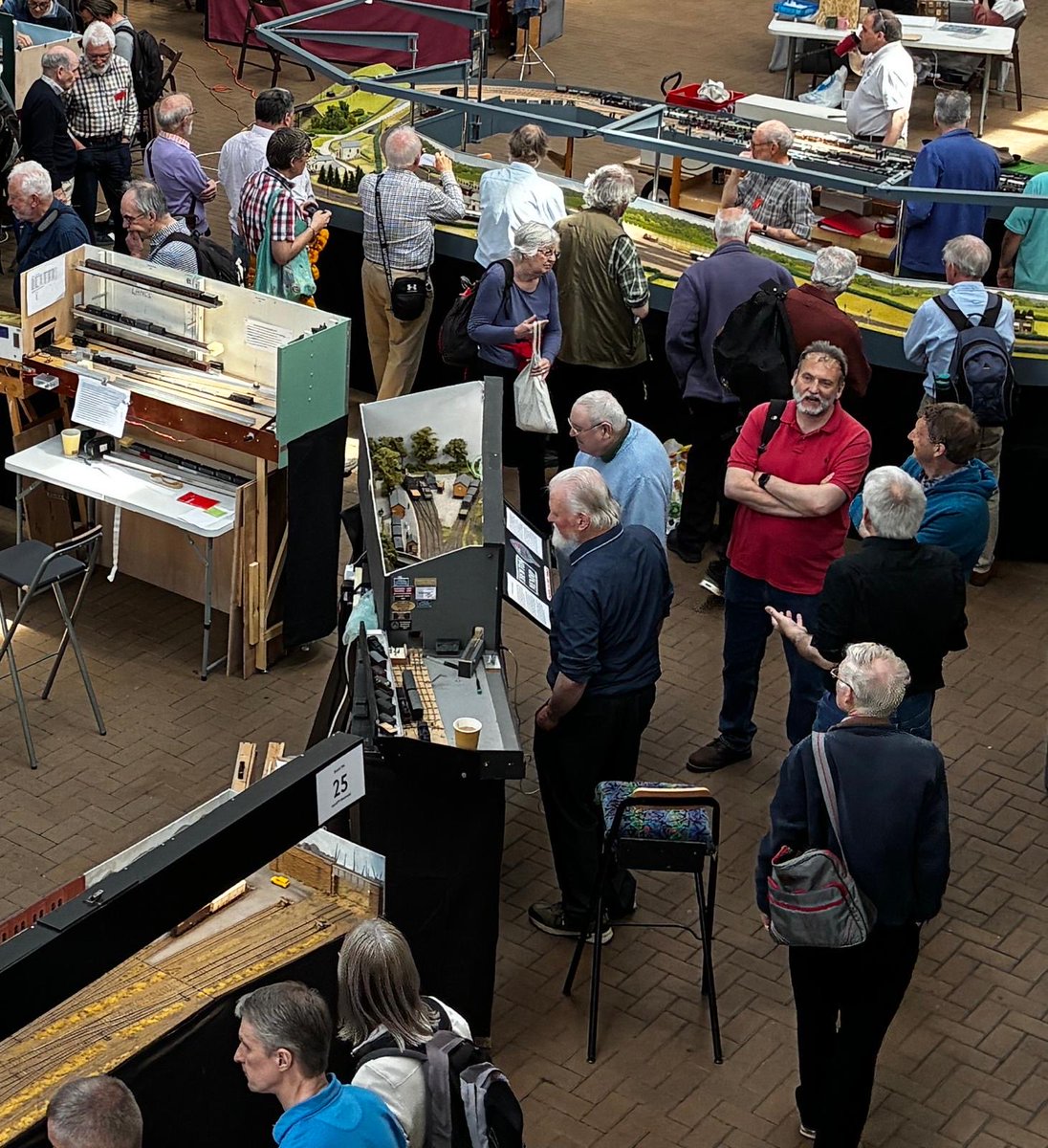 EMGauge's tweet photo. expoEM - day one is complete ✅ 

Massive thanks to all those who visited us today - some great feedback on the new venue and show 

Day 2 - opens tomorrow at 10, great layouts, informative demos and well stocked trade stands.  Come and be inspired!

ℹ️ https://t.co/wJ5Qf9AhaA https://t.co/sPLSPFTbIi