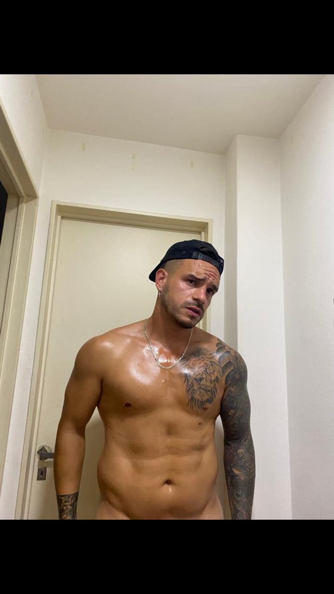 Pretty boy tweet media