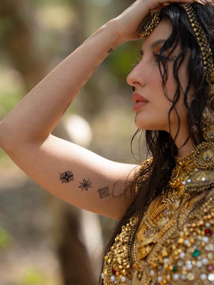 Nora Fatehi tweet media