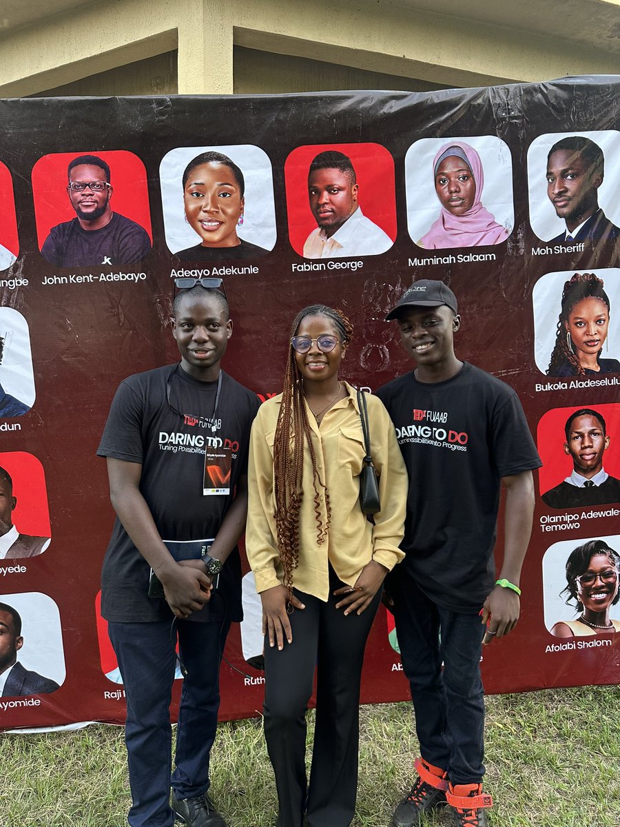 _Titilayo___'s tweet photo. My girl Made it happen again!
Tedx in Funaab😇💕
#tedx 
#tedxfunaab 
#daringtodo https://t.co/cejMxChPHX