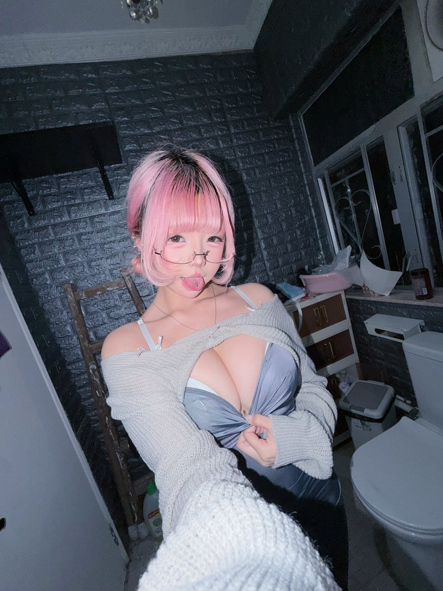 BiBi33025583703's tweet photo. 叫媽媽 https://t.co/yZm6SToHCE