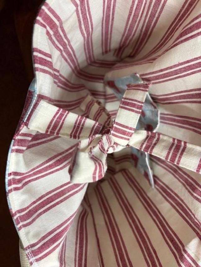 sewingfromsammy's tweet photo. Rustic charm, modern practicality. Meet your new favorite tote! 👜 Each Handmade Quilted Barn Tote is unique, crafted with love. Perfect for trips, errands, or daily carry. Swipe for details! 🌾 #HandmadeTote #QuiltedBag #RusticChic https://t.co/pSs7MRwK60