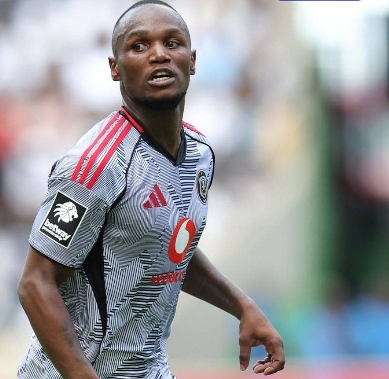 We defend, attack, assist &amp; score goals here. 🔥🙌

Kamogelo Sebelebele.