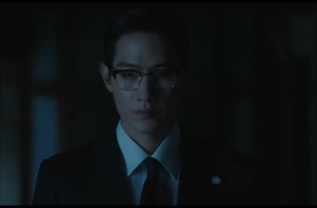 KAN GUE BILANG JUGA APA, SI PM BISA JADI VILLAIN 

Emang dari awal karakter dia tuh abu2.. cmn masih berdoa semoga dia ttp baik. Ternyata apa?? Ep 9-10 buang tasbeh dan bikin dosa 🤡 

#PerfectCrown