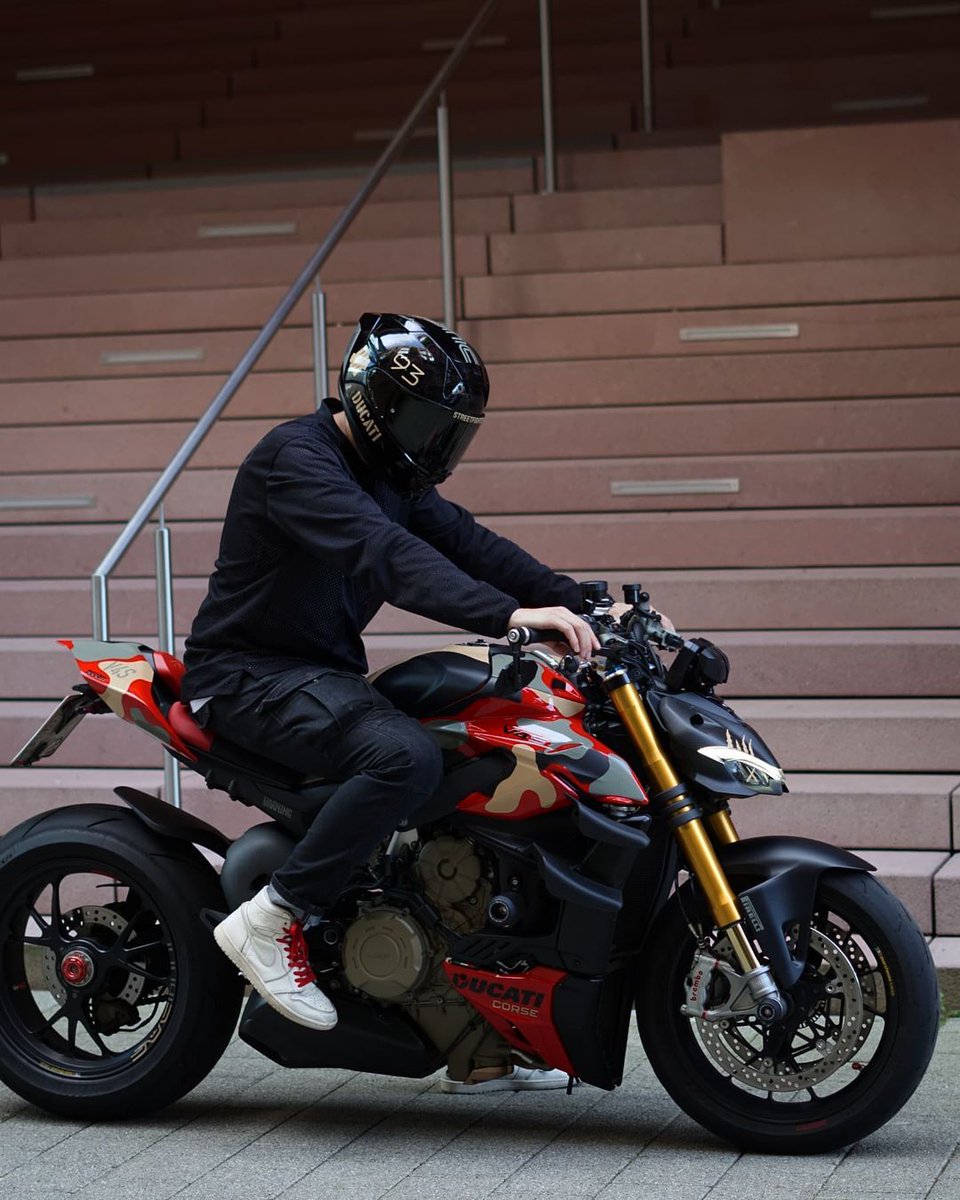 MoreMotorcycles's tweet photo. Ducati Streerfighter V4 S https://t.co/uFP559itOD