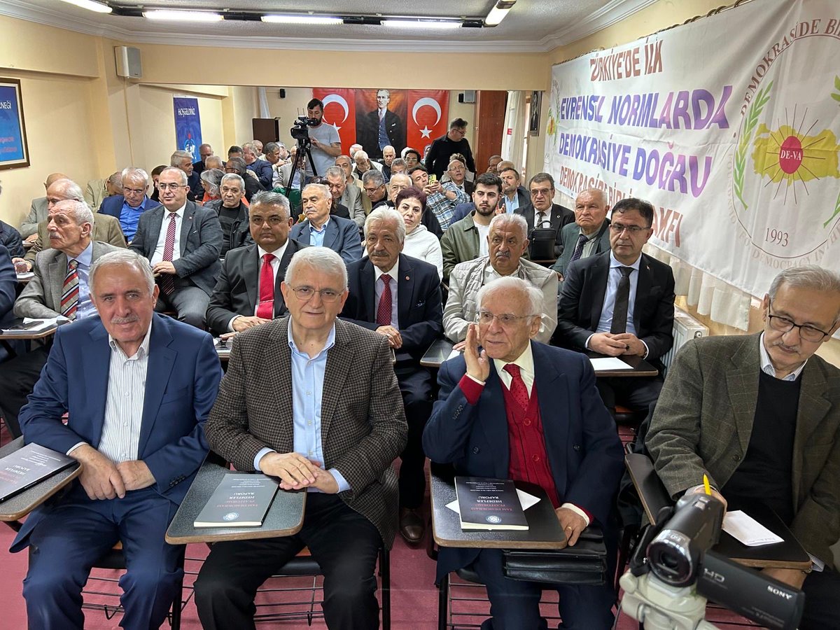 Demokraside Birlik tweet media