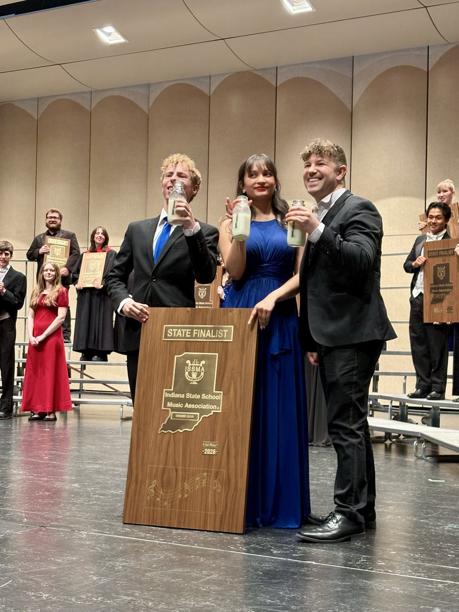 TomOestreich's tweet photo. Congratulations to our Carmel Ambassadors Concert Choir as they were just named ISSMA State Champions! Three state titles by our Carmel High School Performing Arts Department today! I’m so proud of our students, teachers and families! 🏆🏆🏆🎶🔵🟡 https://t.co/a7ebXBuPdQ