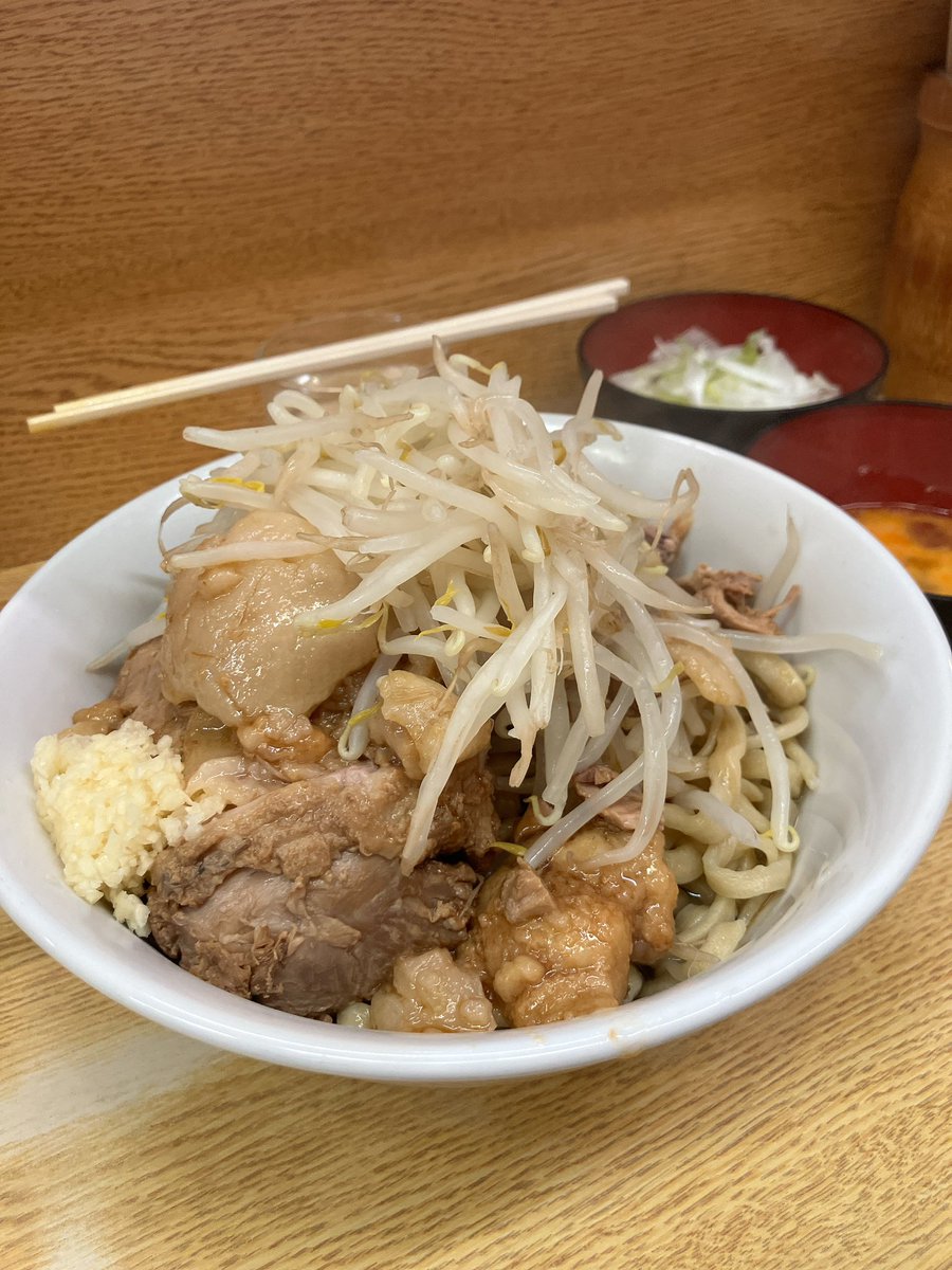 5/10 ラーメン二郎 立川店 T2(坦々風)ラーメン 野菜ニンニクあぶら +