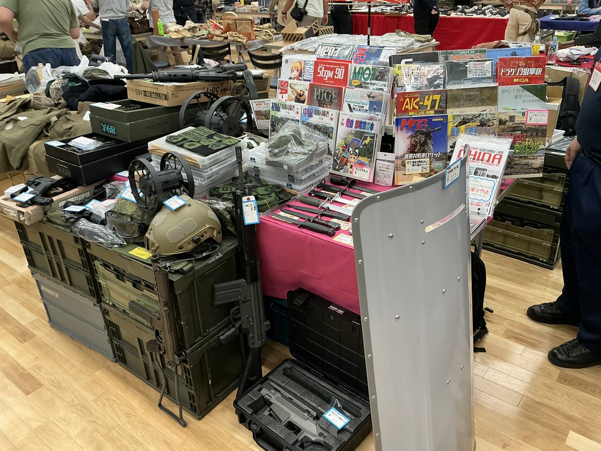 すてんがん工廠 tweet media