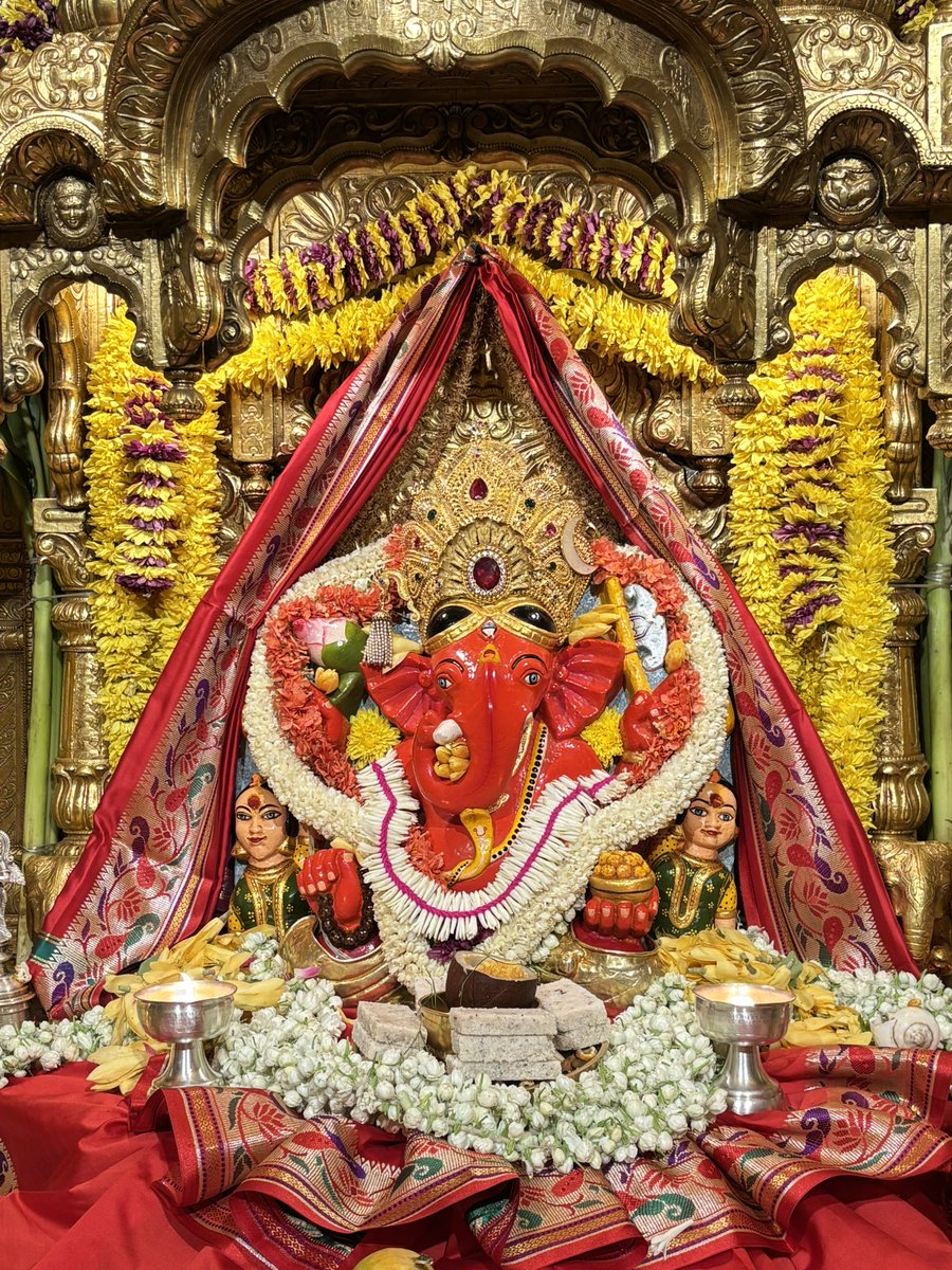 Shree Siddhivinayak Ganapati Temple Trust tweet media