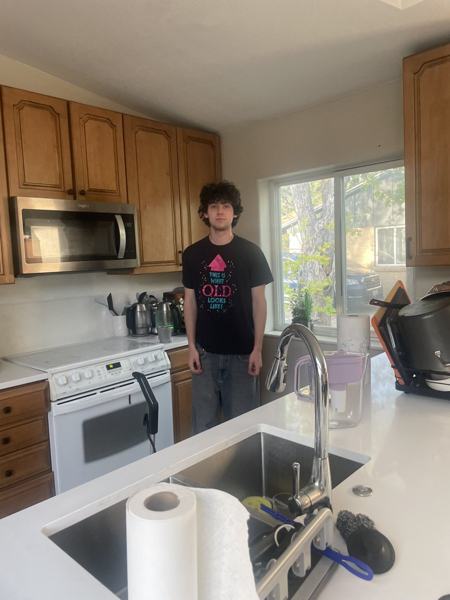 Curtis tweet media