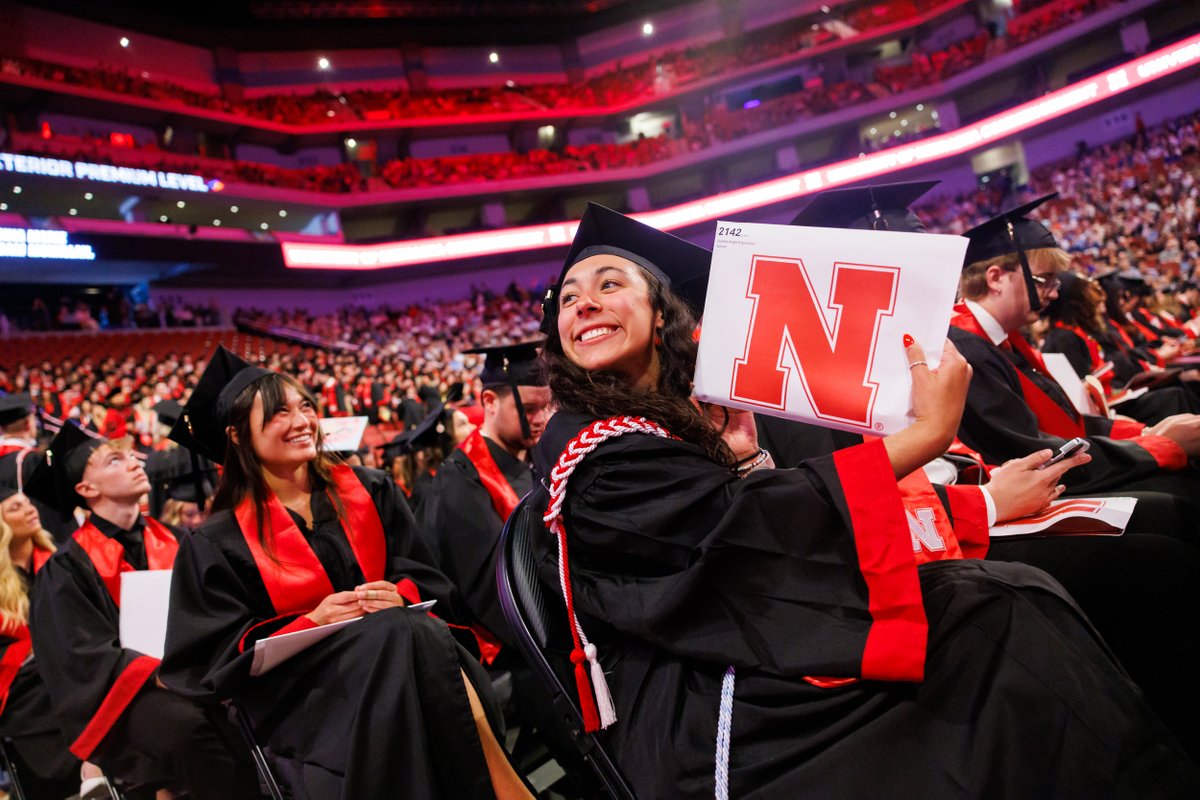 UNLChancellor's tweet photo. To the graduating class - congrats on your extraordinary achievement. This is the start of the next chapter in your story. Savor your accomplishments &amp; go forward with the belief that you can lead boldly, courageously &amp; impact the world for the better. #GoBigGrad https://t.co/hgvg5RiV0M