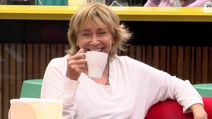 Si Celinee se molestó con Luis Coronel, por decirle a Fabio que es buen jugador

Ahora cuando vea que se deja cortar el pelo por él, y hay más colegueo entre ellos...

#LCDLF6