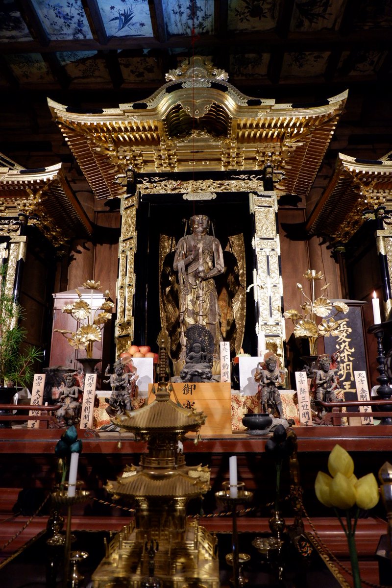 aasiaseason's tweet photo. 浜松市、摩訶耶寺さんへ。
開基1300年のご開扉✨
ご開帳の記録がない秘仏で初めてとのこと。
とても大きくて素晴らしいです。
私は衣紋が特徴的で素敵だと思いました。

浜松のみほとけのキセキでもお会いして、キセキ展3にも行かれる千手観音さまもやはり素晴らしいです。撮影🉑嬉☺️ https://t.co/5uNtkUdiyQ