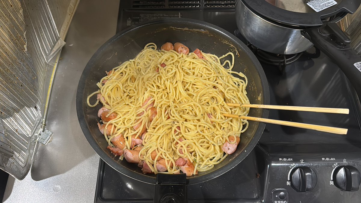 Kuronosu0301's tweet photo. 朝飯ŧ‹”((｡´ω`｡))ŧ‹” https://t.co/9PJVgAqEkv