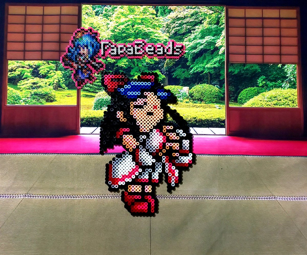 PapaBeads's tweet photo. ってのは軽いジョークで
本当はこちらができた上がったものになりますΣd(・∀・´)✨
色も全てお教えしましたのであの通りに置いてアイロン掛ければ全く同じものができます(*´ω｀*)🎵 
良ければ #アイロンビーズ で 
#ナコルル 作ってみてください🎵 
楽しいですぞ🤤💕 https://t.co/OafBdqj3sh