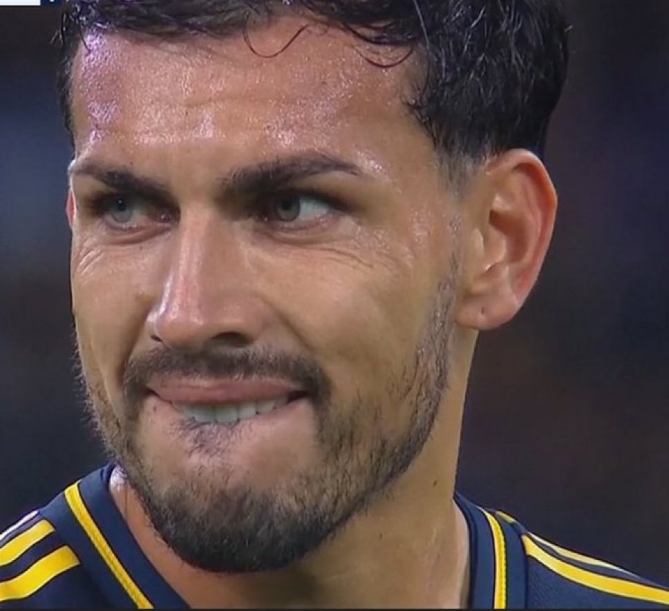 🏆🔵👌 A PESAR DE LA ELIMINACIÓN, EN BOCA CREEN QUE AÚN SE PUEDE ROBAR❗️

👉 Quedan Libertadores y Copa Argentina.

😱 Los equipos TEMEN enfrentar al equipo del poder.

🇧🇷🇨🇱 Cruzeiro y la Católica tienen el INMENSO desafío de visitar al Xeneize y al arbitraje en la Bombonera 🥵