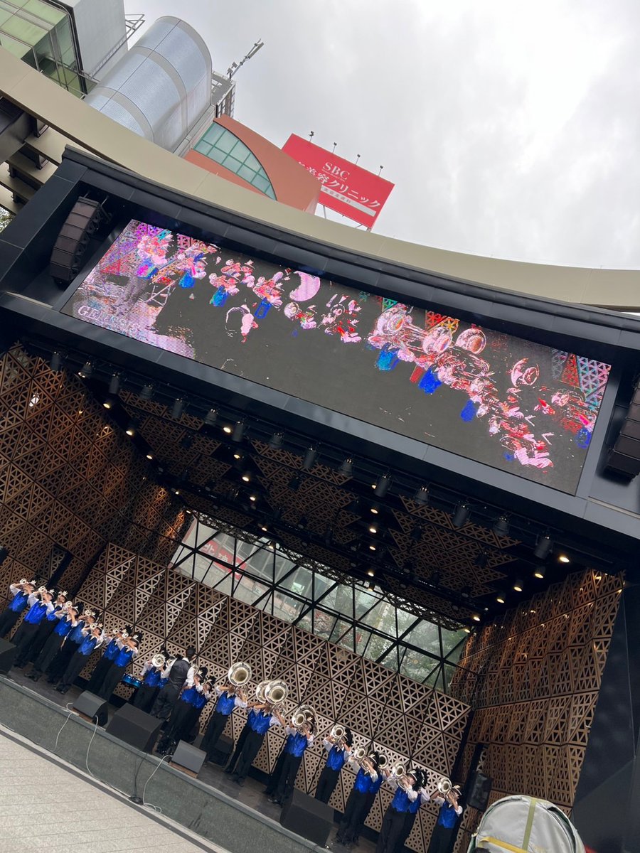 genesis_kun's tweet photo. 🌟出演情報🌟
本日、池袋西口公園野外劇場で行われる【地球環境ecoコンサート】に出演するじぇね🎶

本番は12:45頃、開演直後の予定じぇねよ❗️
駅近の会場なので、お時間合う人はぜひ見に来てほしいじぇね〜😆💙

写真は昨年出演したときのものじぇね📸

#じぇねしす君 https://t.co/R2tbzvVTJw