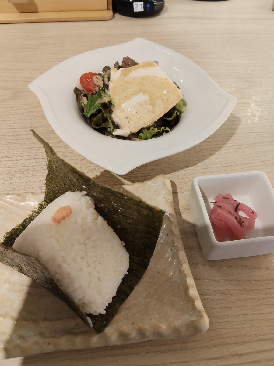 温泉上がりのブランチはこの組み合わせがやっぱり染みる