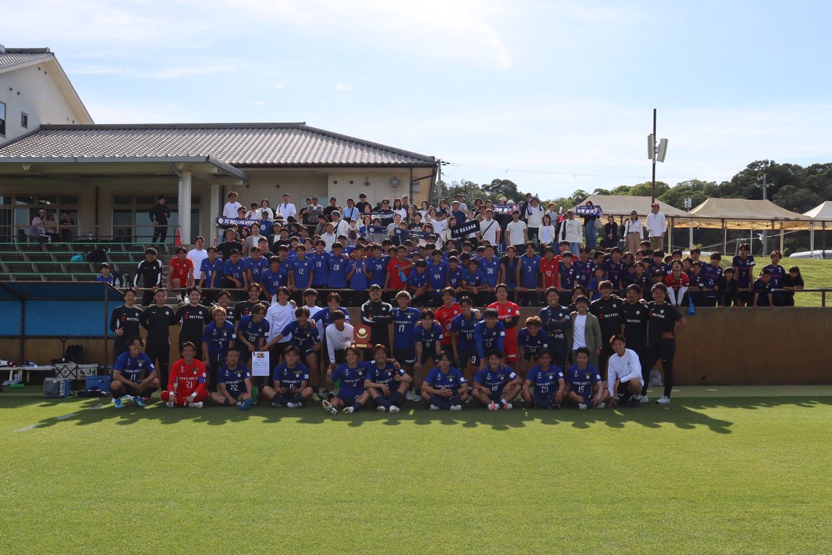 chacha2645's tweet photo. 兵庫県サッカー選手権大会を優勝しました。

アカデミー生を含め、応援してくれた方々の声援や想いがチームの勇気となり、素晴らしい選手、スタッフに恵まれて激闘を制すことができました。天皇杯本戦までにより一層成長していきます。

来週からはリーグ戦が再開するので良い準備をしていきます！ https://t.co/JBBezFJvgO