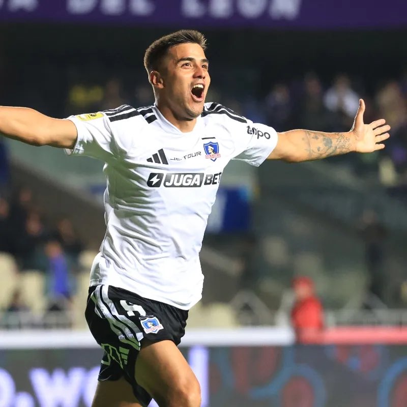 JOTA_ROJO's tweet photo. Álvaro Madrid, siendo mediocampista, ya igualó la cantidad de goles que hizo el muerto ql de Cristián Zavala en todo su paso por Colo-Colo. https://t.co/3IhMZoTsXQ