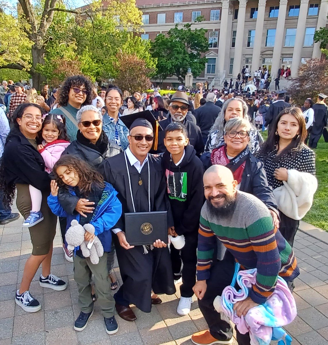 hecgar3's tweet photo. @purdueglobal Was so proud to walk the stage in last weeks commencement and have my support group cheering me on. https://t.co/ag9oOTj6t0