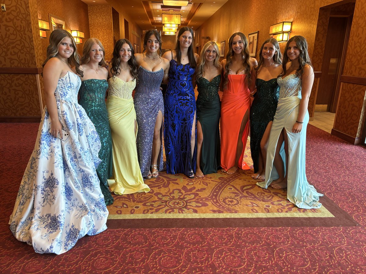 SoftballMTHS's tweet photo. Enjoy the night. What a great group of girls who look beautiful. https://t.co/t6N9JfCBdX