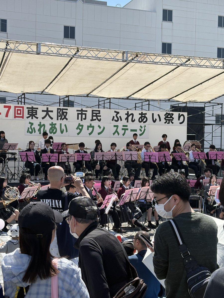 NEROryj's tweet photo. おはようございます。
今日は、東大阪ふれあい祭り。

近鉄奈良線の布施駅辺りから、八戸ノ里駅辺りまで出店がずらーっと並び、屋外ステージでは各団体の催しが見れる、にぎやからイベントです^ ^

近くにお立ち寄りの方は、ぜひ覗いてみて下さい。※僕は出店とか出してませんが笑 https://t.co/Jk05QDcOwA