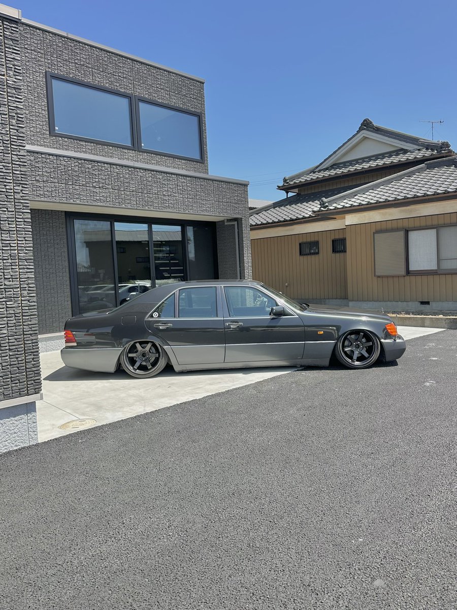 Kosmic01's tweet photo. 普段乗り用のベンツ完成🚗
足回りだけ手を入れてサラッと仕様

エアサス　エアメクスト
ホイール　TE37 https://t.co/9Pu2Sdu7QJ