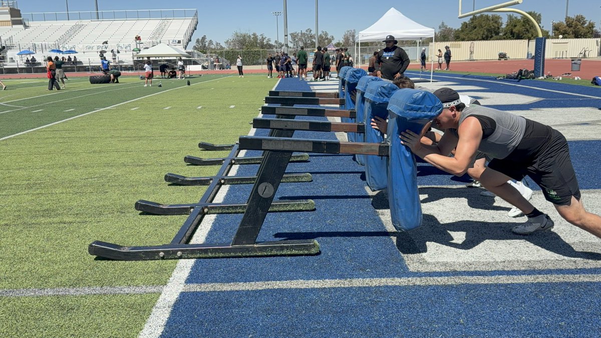 upland_fb's tweet photo. Upland linemen competed in the Beaumont Lineman Competition today. It was great seeing our guys compete and get better today. PTR &amp; Go Scots. @UplandUnifiedSD @uplandhigh @UAFootball https://t.co/4dPC3oYhle