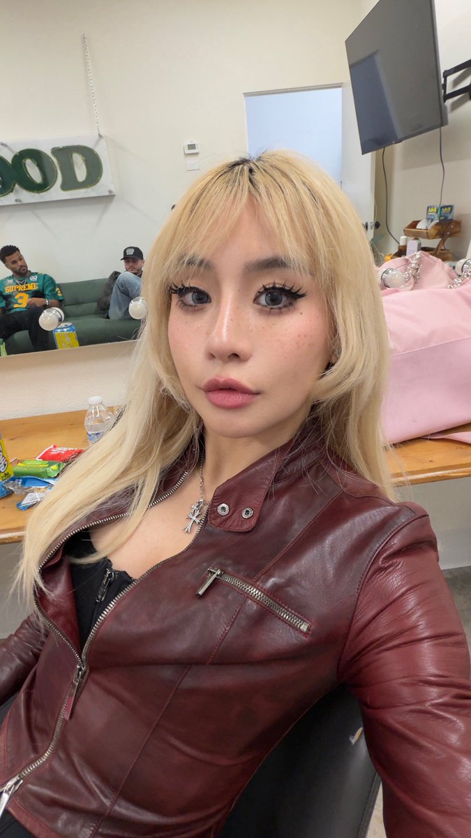 tiff tweet media