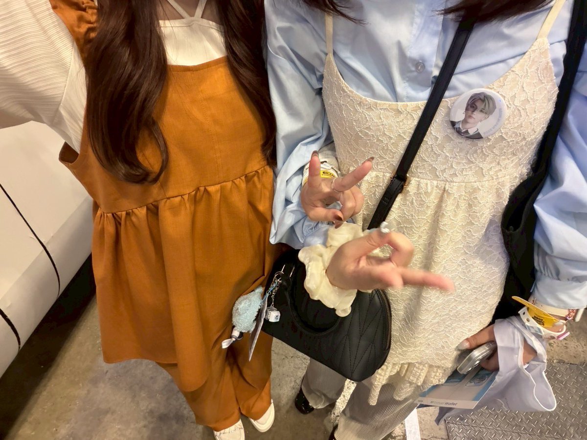 𝘴𝘩𝘪𝘰𝘳𝘪 tweet media