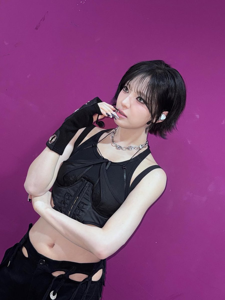moonsua pics tweet media