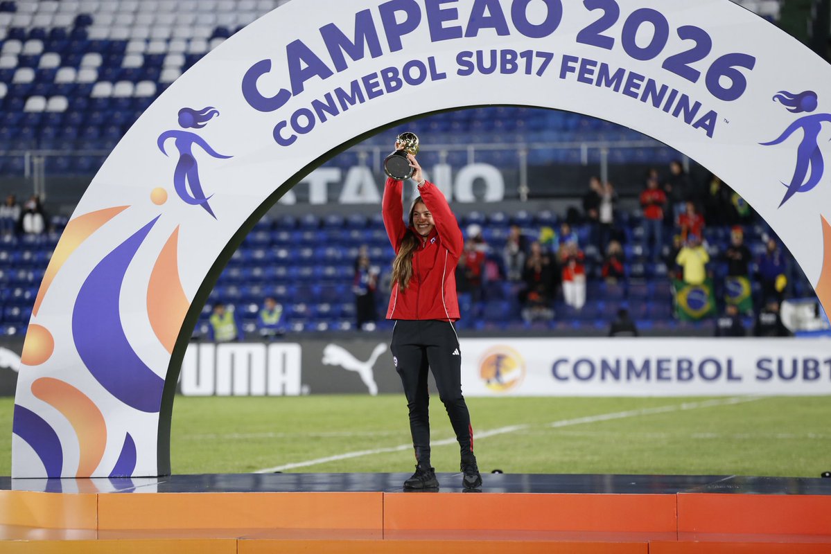🏅 ¡Antonella Martínez goleadora del CONMEBOL Sudamericano Femenino Sub-17 Paraguay 2026! 👏⚽️

La delantera de #LaRojaFemenina 🇨🇱 convirtió 5️⃣ goles:
⚽️ Bolivia 🇧🇴  
⚽️ Paraguay 🇵🇾  
⚽️⚽️ Argentina 🇦🇷  
⚽️ Ecuador 🇪🇨

¡Tremendo torneo, Anto! 👏👏