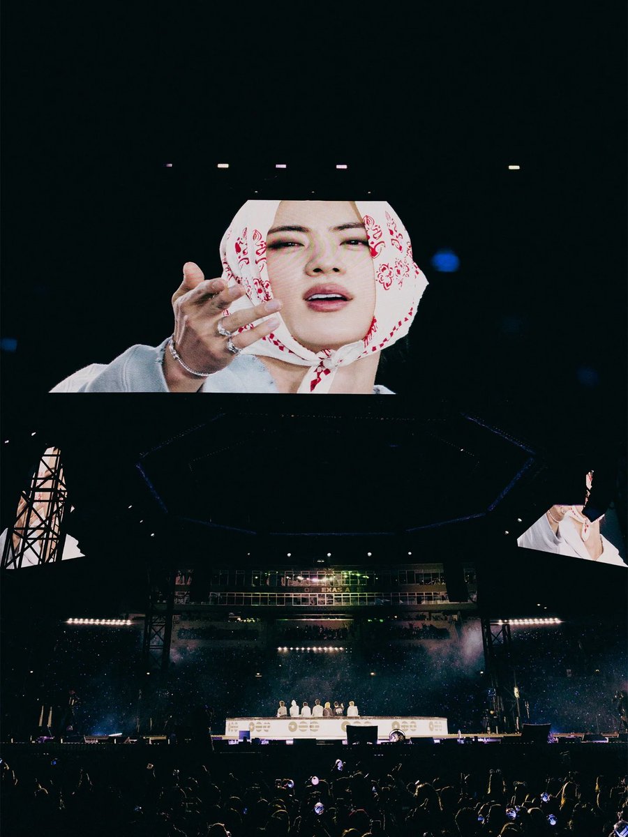 All for Jin tweet media
