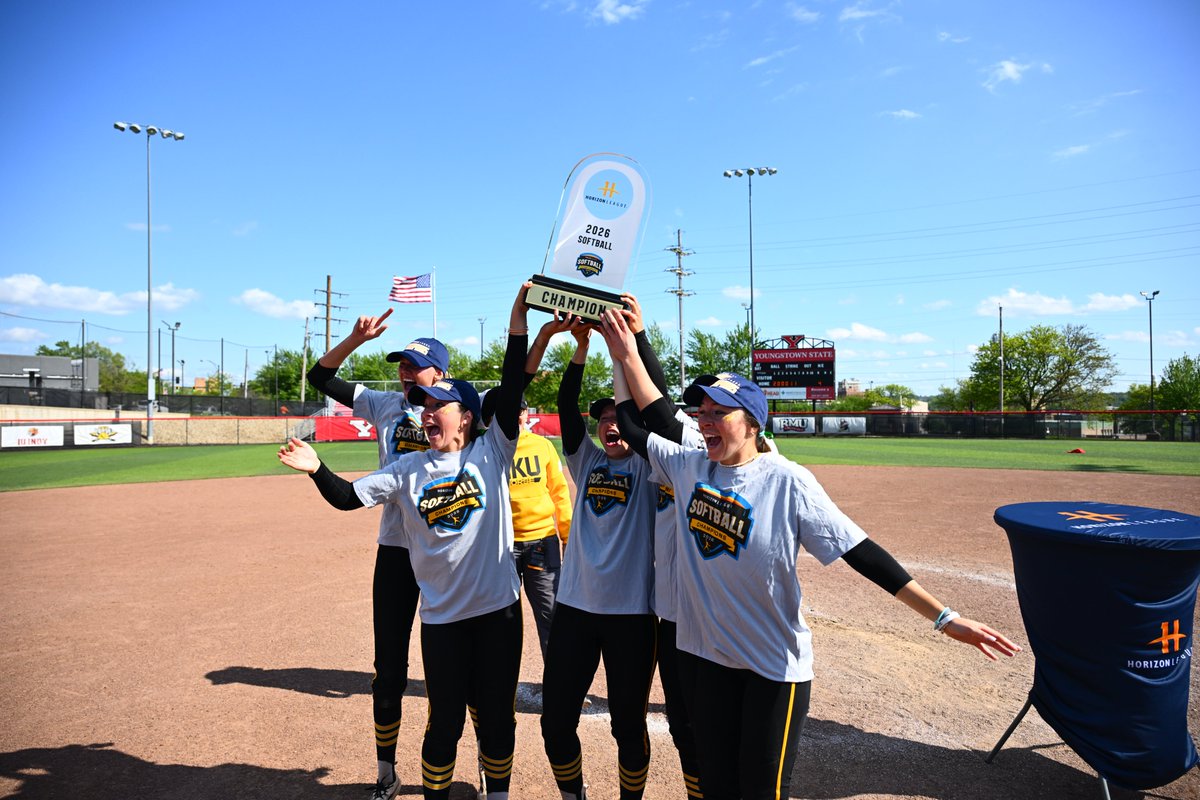 NCAASoftball's tweet photo. Norse 🔜 NCAA Tournament 💪

#NCAASoftball x 📸 @NKUNorseSB 

https://t.co/3ElHg0cdWo