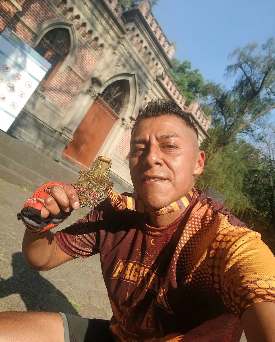 juliobikerun555's tweet photo. Una conquista más,, y una chulada llega 🎖😍. Kilómetros en ondita #Virtual #10K #CarreraMagicRun 🦉🧙‍♂️🪄🏃💨 al sumando a distancia con los #OnRunMX 🤜🤛 #MagicRun 🦉🧙‍♂️🪄. @SumandoKMx @Comunirunners @CanalRunning @MeEncantaCorrer @ManicomioRunner @yoelegicorrer1 @logrartusmetas https://t.co/qDnVZ6ZEtv
