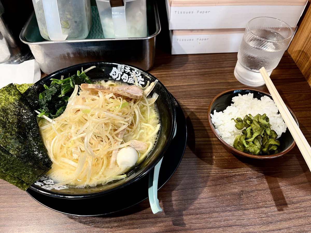 BSさん tweet media