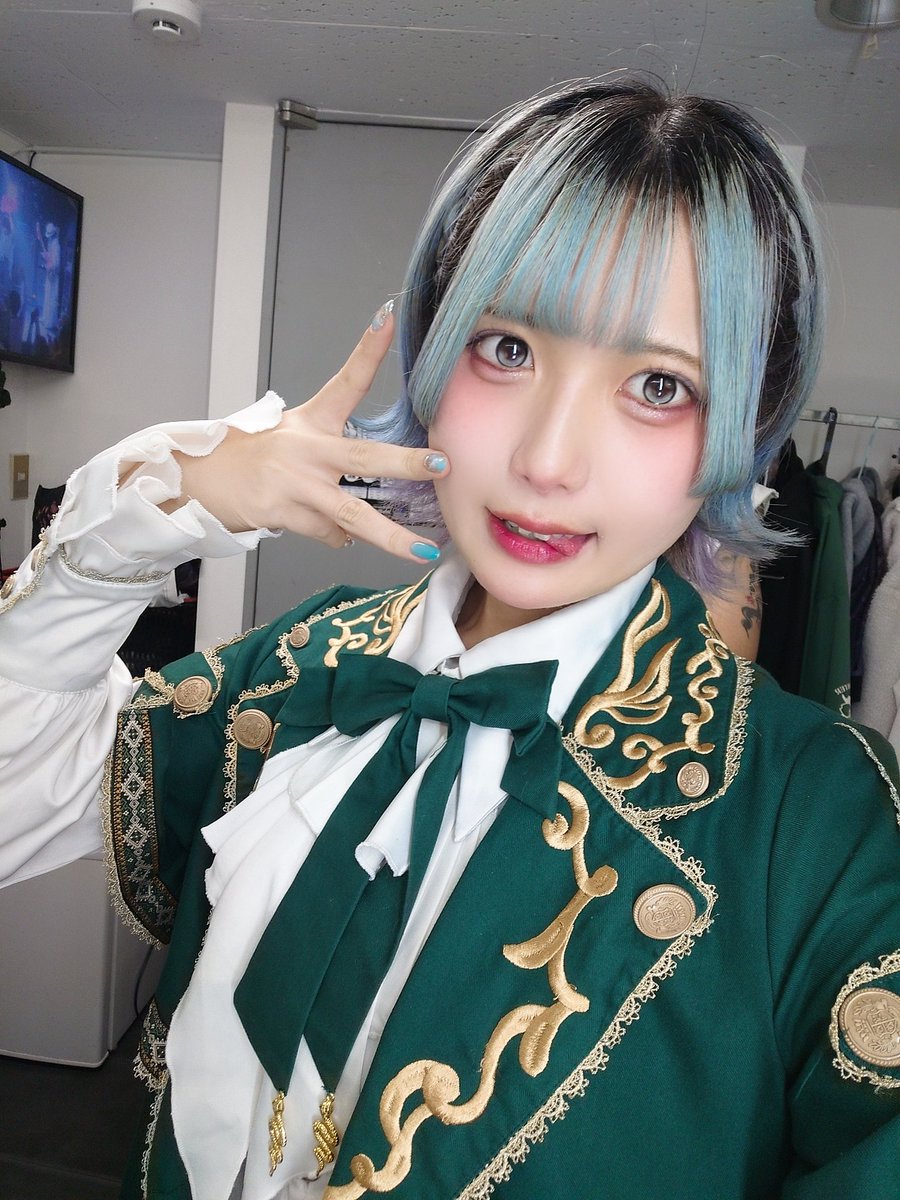 今日もあめちゃん可愛いぜ✌🏻( '-^ )