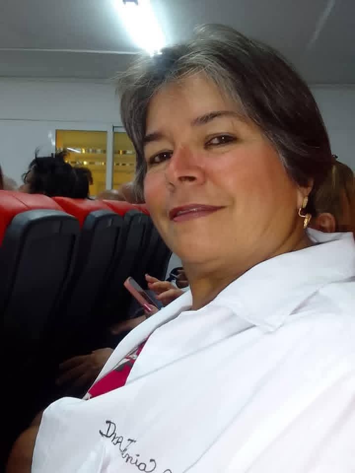 MenaConeza's tweet photo. ‼️Cuida a los demás con alma de madre y a los tuyos con alma de heroína. Eres única, gracias.”‼️ Felicidades 🎈
#HonorAQuienHonorMerece
#100fuegosVibra https://t.co/6p9vUDrIWS