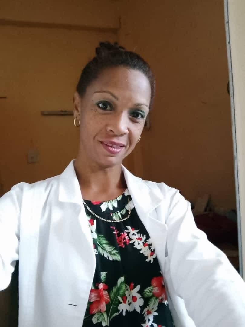 MenaConeza's tweet photo. ‼️Nunca te cansas de dar: en casa eres mamá, en tu profesión, esperanza. ¡Admiración total!”‼️
😍“Madre del sector salud: tu ejemplo nos enseña que amor y vocación pueden ir de la mano.”🌹 Felicidades 🎈🥳
#HonorAQuienHonorMerece
#100fuegosVibra https://t.co/IJk6oLWXtw