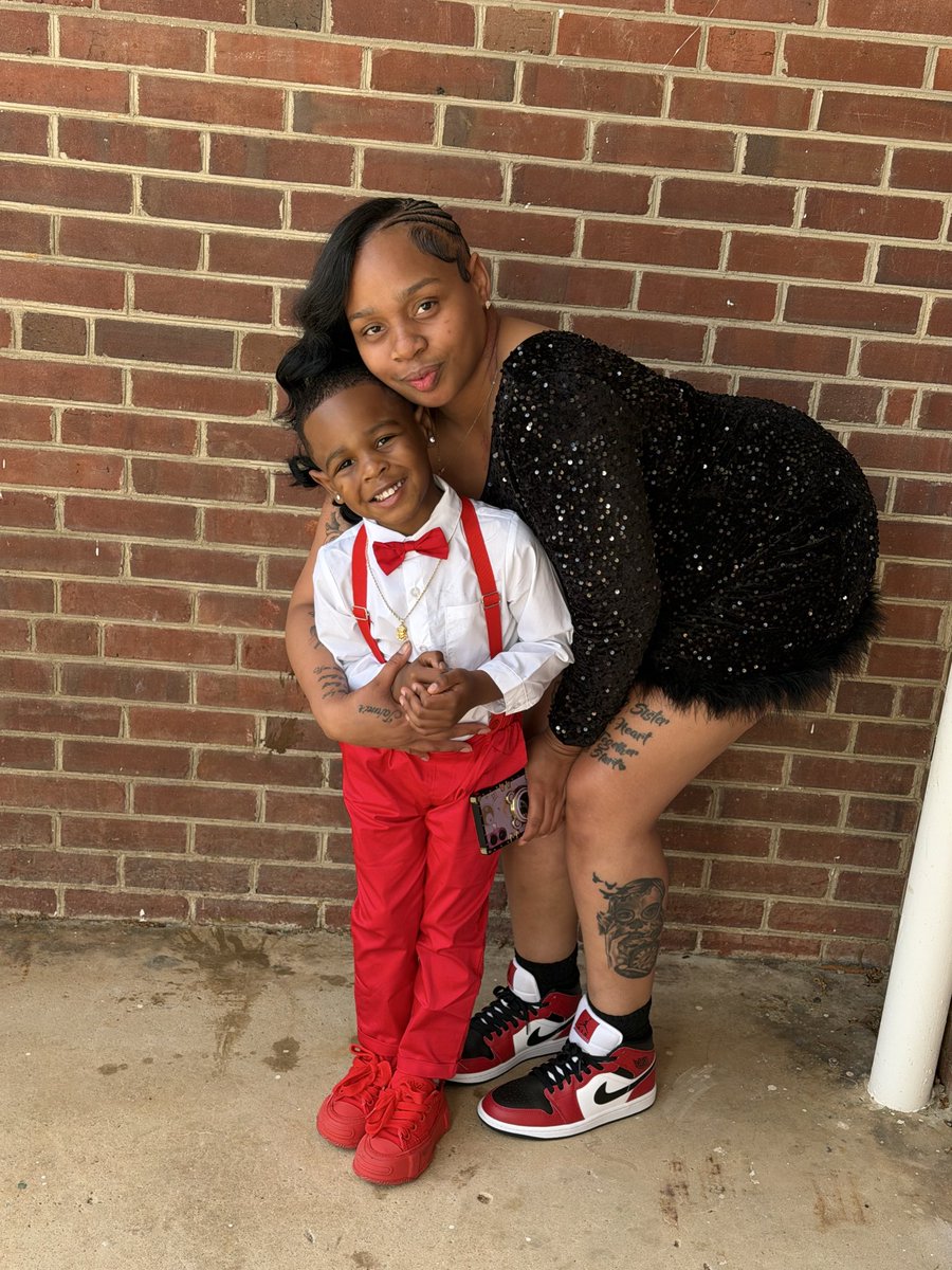Shaannn21's tweet photo. I love to LOVE you sonn🥹💙 I’ll risk it all for you bbyboy💙👩🏼🍼 #FavoritePicture ! #2K26 SneakerBall https://t.co/UhYx5Ia8nA