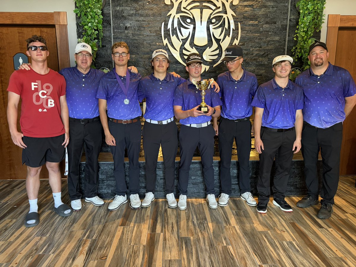 GHS__BoysGolf__'s tweet photo. Congratulations to Greencastle for winning its second invitational this season 
Way to go boys 
Ben Zellers T2nd 74
Bryson Worman 4th  75 
Lucas Downing  T6th 79
Cooper Grable  T17th 87 @Fromthecartpath @indianahsgolf @GHSTigerCubs https://t.co/8LXTGBd1c4