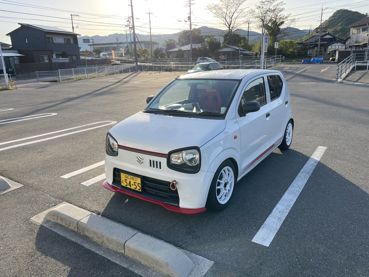 轟つよし tweet media