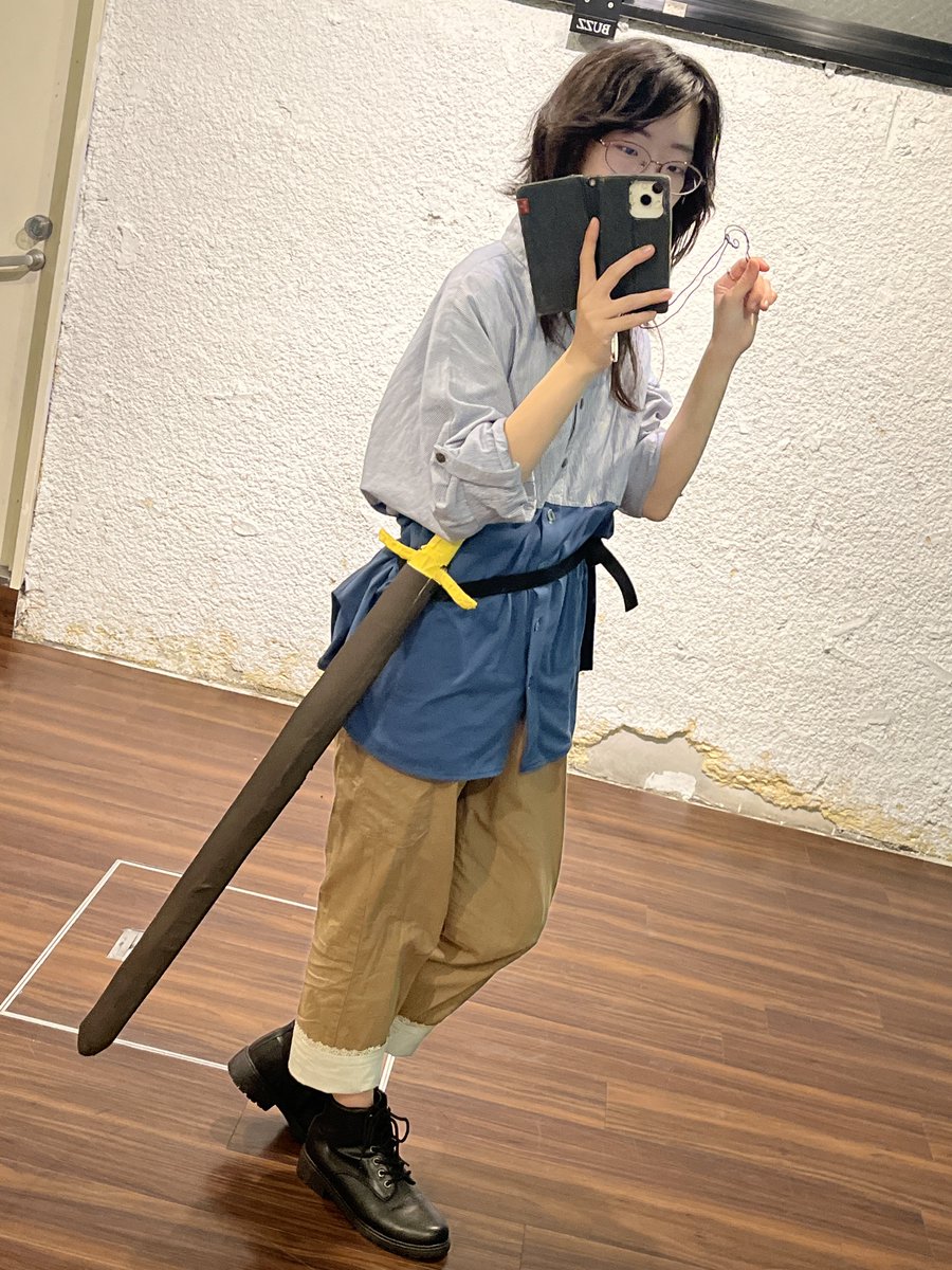 umelemomon's tweet photo. 深夜練でした✌️#劇団レクイエム の振付(？)動画を撮ってきたよ✊この後お渡し用動画に編集する！なんとかなれーーーッッッ！！😂
これは希少な自我です💁‍♀️ https://t.co/ocA4Wgpluc