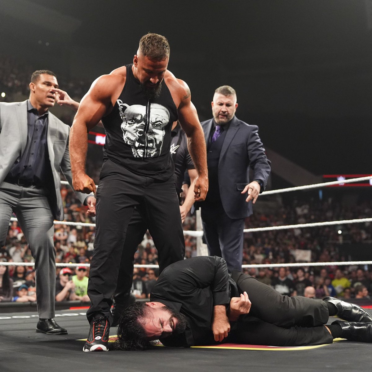 AllBarksAllBite's tweet photo. I will show everyone what Seth Rollins really is. 

A poser and an old phony who can’t hang. I’ll show the vision never needed you. https://t.co/dHC8ZGvaOJ