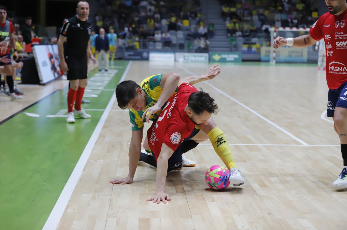 📝 La derrota en Jaén aplaza 𝐞𝐥 𝐨𝐛𝐣𝐞𝐭𝐢𝐯𝐨 𝐚𝐥 𝐩𝐫ó𝐱𝐢𝐦𝐨 𝐬á𝐛𝐚𝐝𝐨 𝐞𝐧 𝐀𝐧𝐚𝐢𝐭𝐚𝐬𝐮𝐧𝐚

#OsasunaMagna llegó a tomar la delantera en el Olivo Arena y los palos evitaron un mejor resultado. En la segunda parte, el equipo optó al empate hasta los últimos