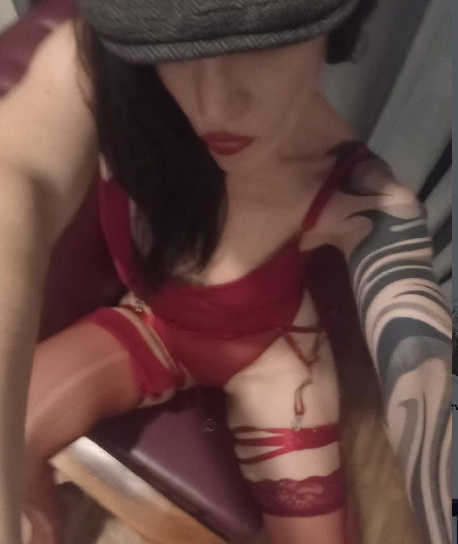 LittleMissJiggle tweet media