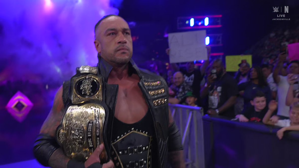 DamianPriestCom's tweet photo. Gallery Update: 05/08/2026 WWE SmackDown Screencaptures - https://t.co/s46hGyqqF6 - @ArcherOfInfamy https://t.co/dmx3XW5XNW